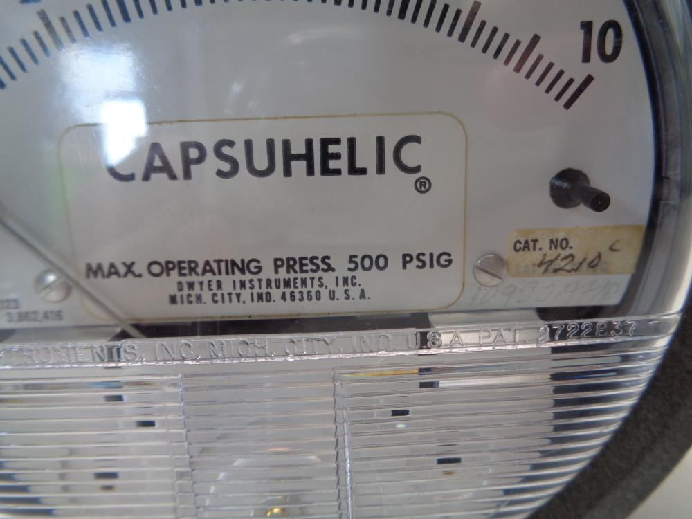 Dwyer Capsuhelic Differential Pressure Gage, 0-10 lbs. Per Sq. Inch, #4210